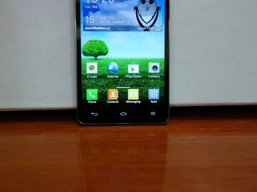 11-LG Optimus G- Onscreen buttons