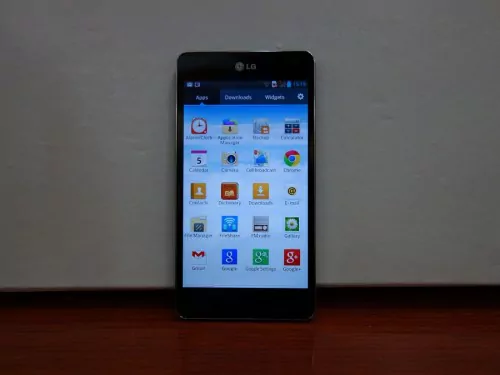 2-LG Optimus G-the App Lister