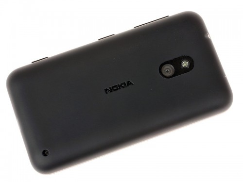 Lumia 620 back
