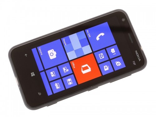 Lumia 620 front