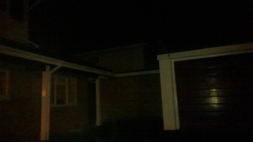 Lumia 620 img sample indoor dark light